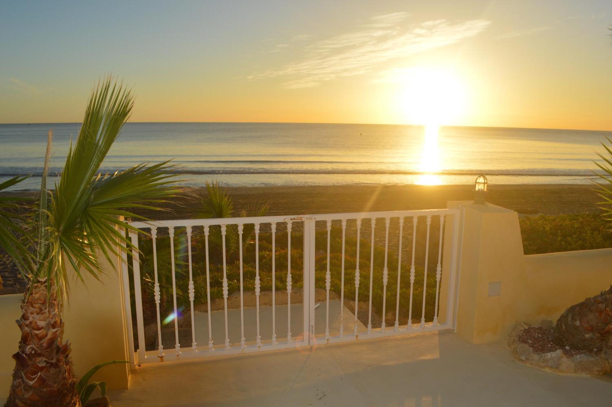 Excepcional Apartamento Loft A Pie De Playa En Chalet Roquetes アリカンテ エクステリア 写真