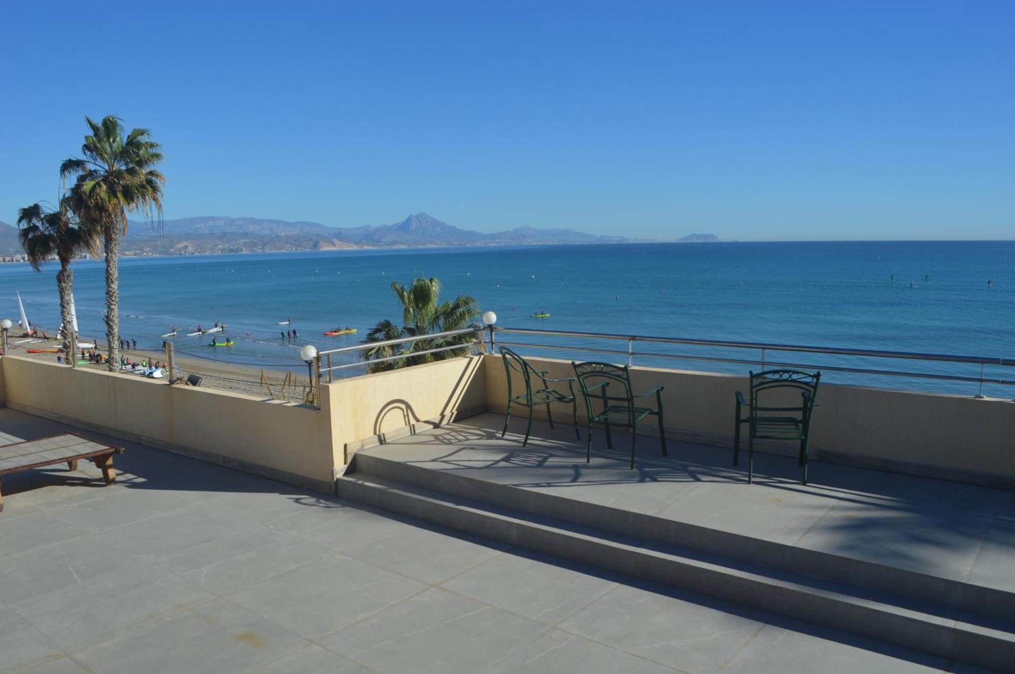 Excepcional Apartamento Loft A Pie De Playa En Chalet Roquetes アリカンテ エクステリア 写真