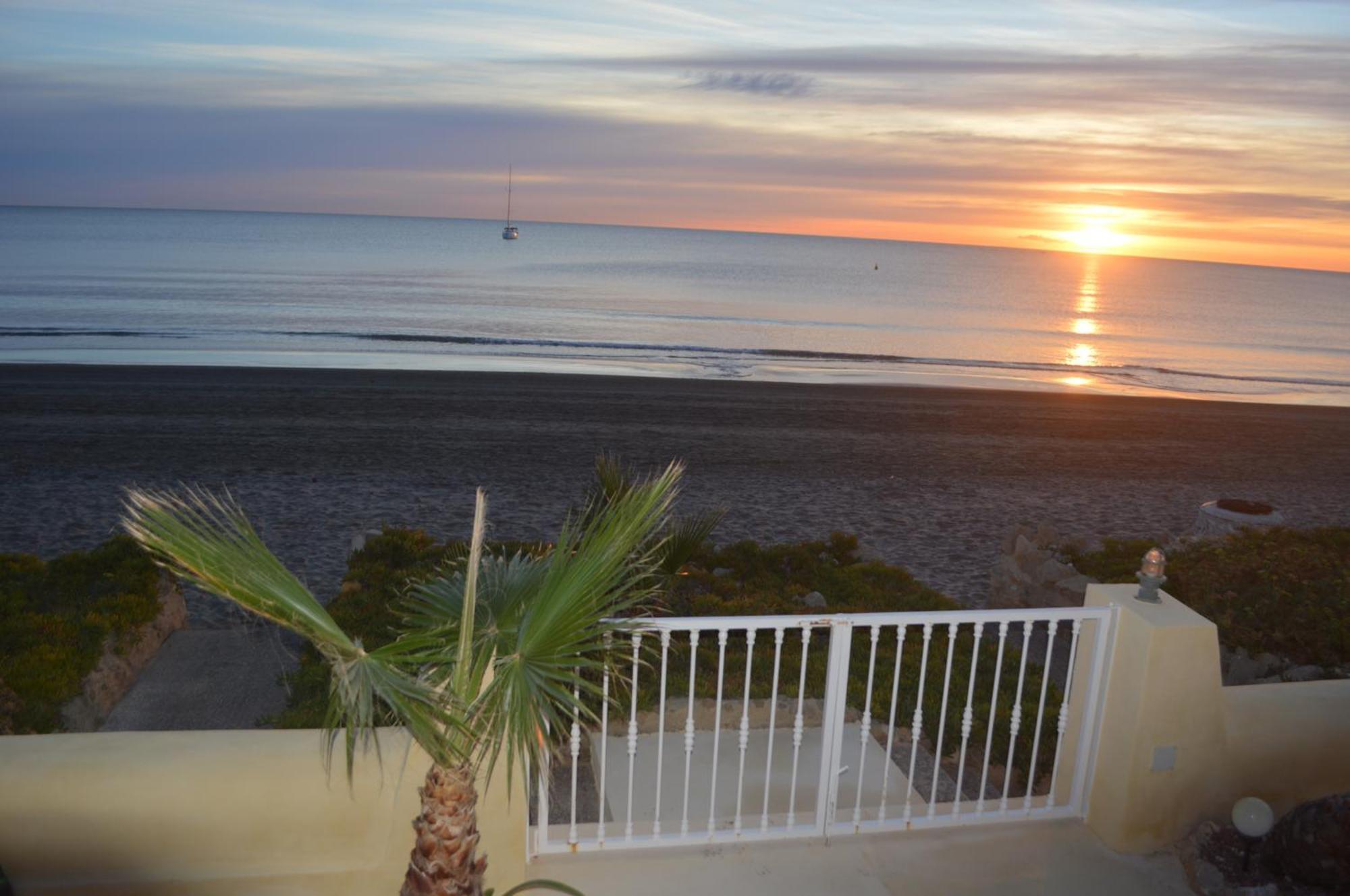 Excepcional Apartamento Loft A Pie De Playa En Chalet Roquetes アリカンテ エクステリア 写真