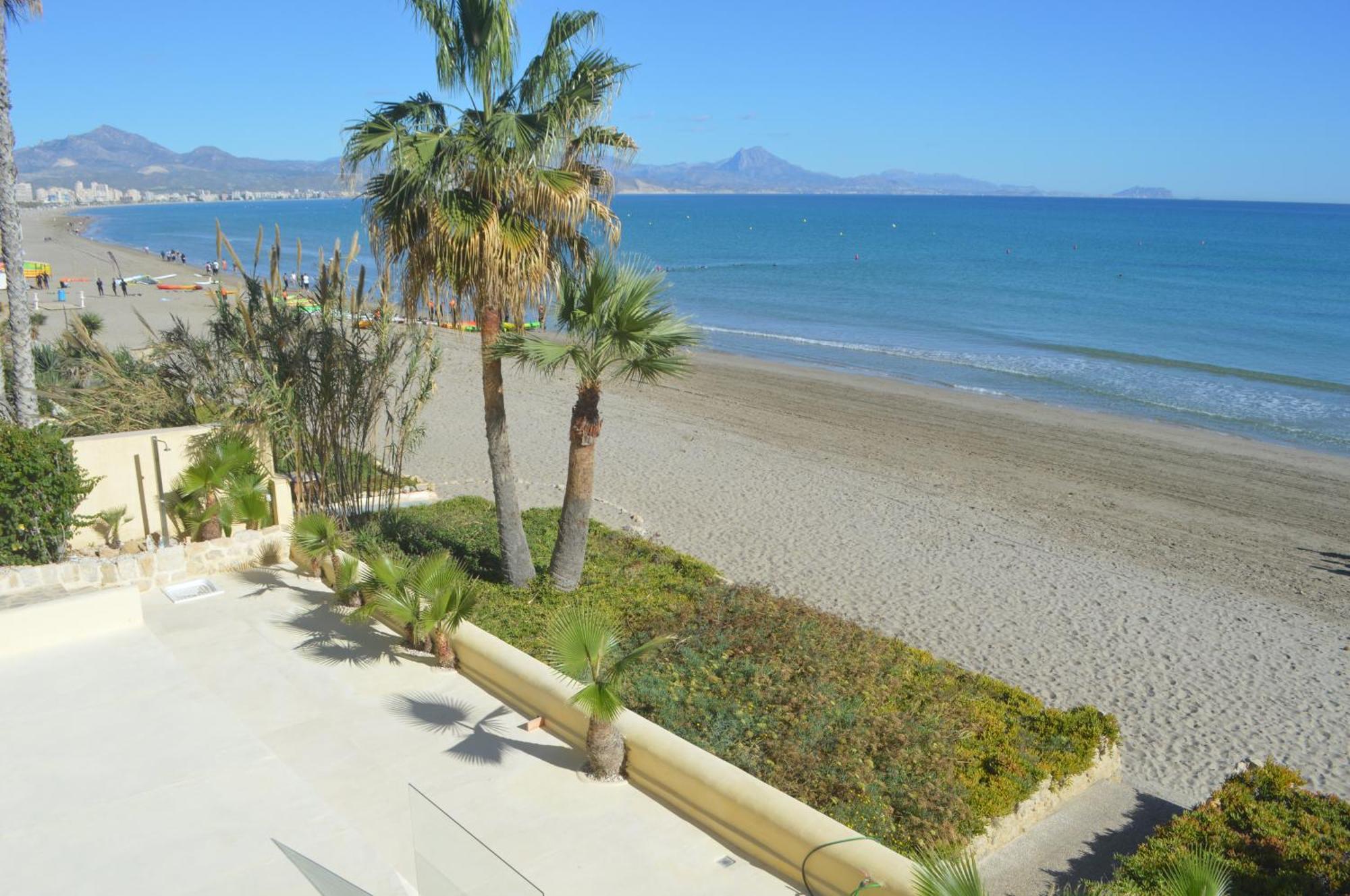 Excepcional Apartamento Loft A Pie De Playa En Chalet Roquetes アリカンテ エクステリア 写真